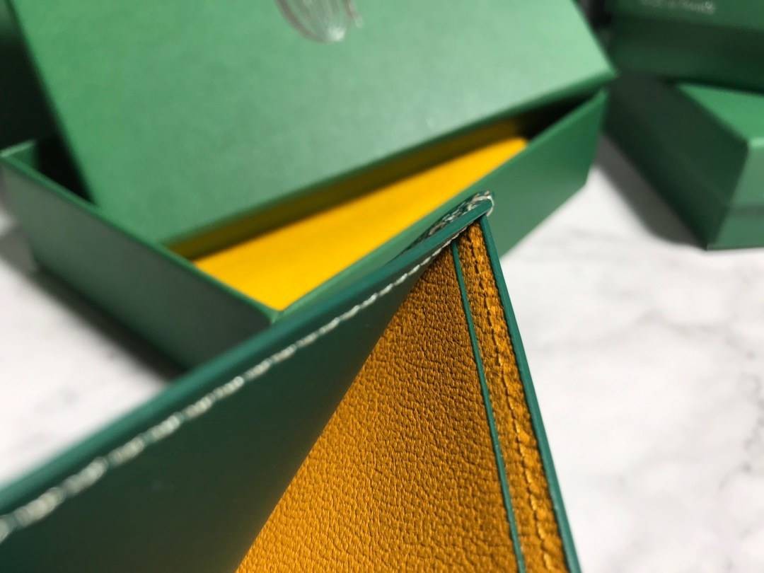 หนังแท้ GOYARD WALLET / GOYARD Victoire Bifold Wallet พร้อมส่งที่ไทย เกรดเทพออริจินอล หนังเกรดดีสุด กระเป๋าสตางค์ผู้ชายใบสั้น พร้อมกล่องเขียวแบรนด์สวยหรู อีกรุ่นที่ยอดขายไม่เคยตก ภาพสินค้าถ่ายจากงานขายจริง ใช้งานต่างประเทศได้เลยค่ะ