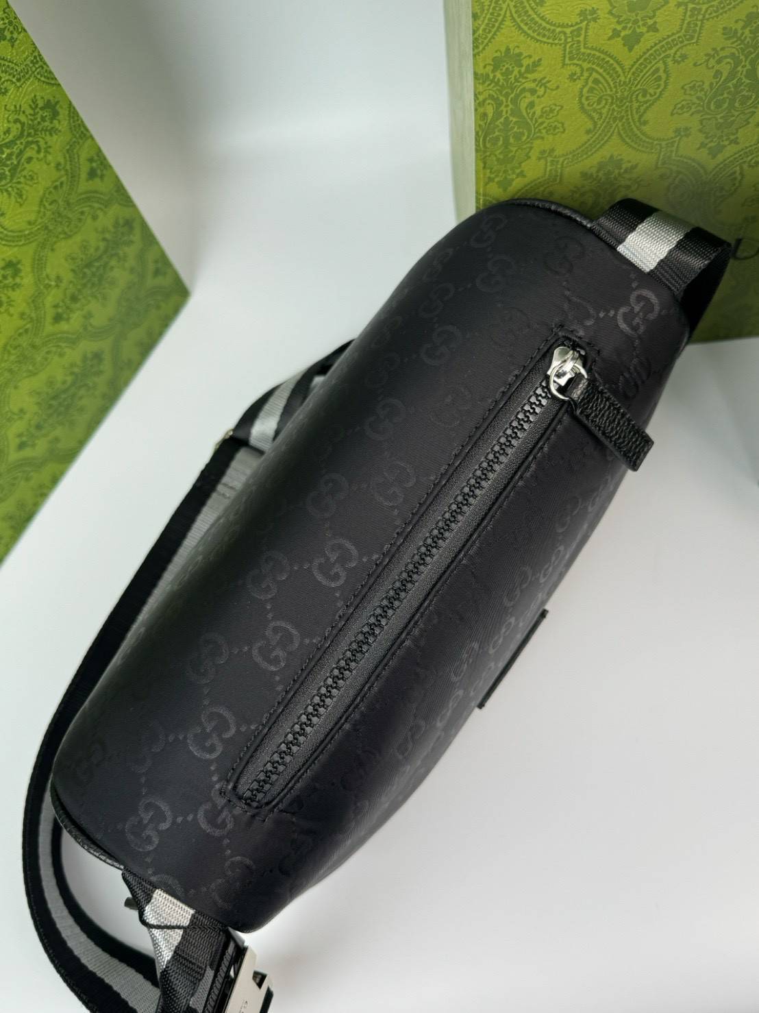 ORI หนังแท้ | GUCCI Nylon Belt bag Black กระเป๋าคาดอก คาดเอว ดีไซน์วินเทจ โทนสีดำสุดคลาสสิก