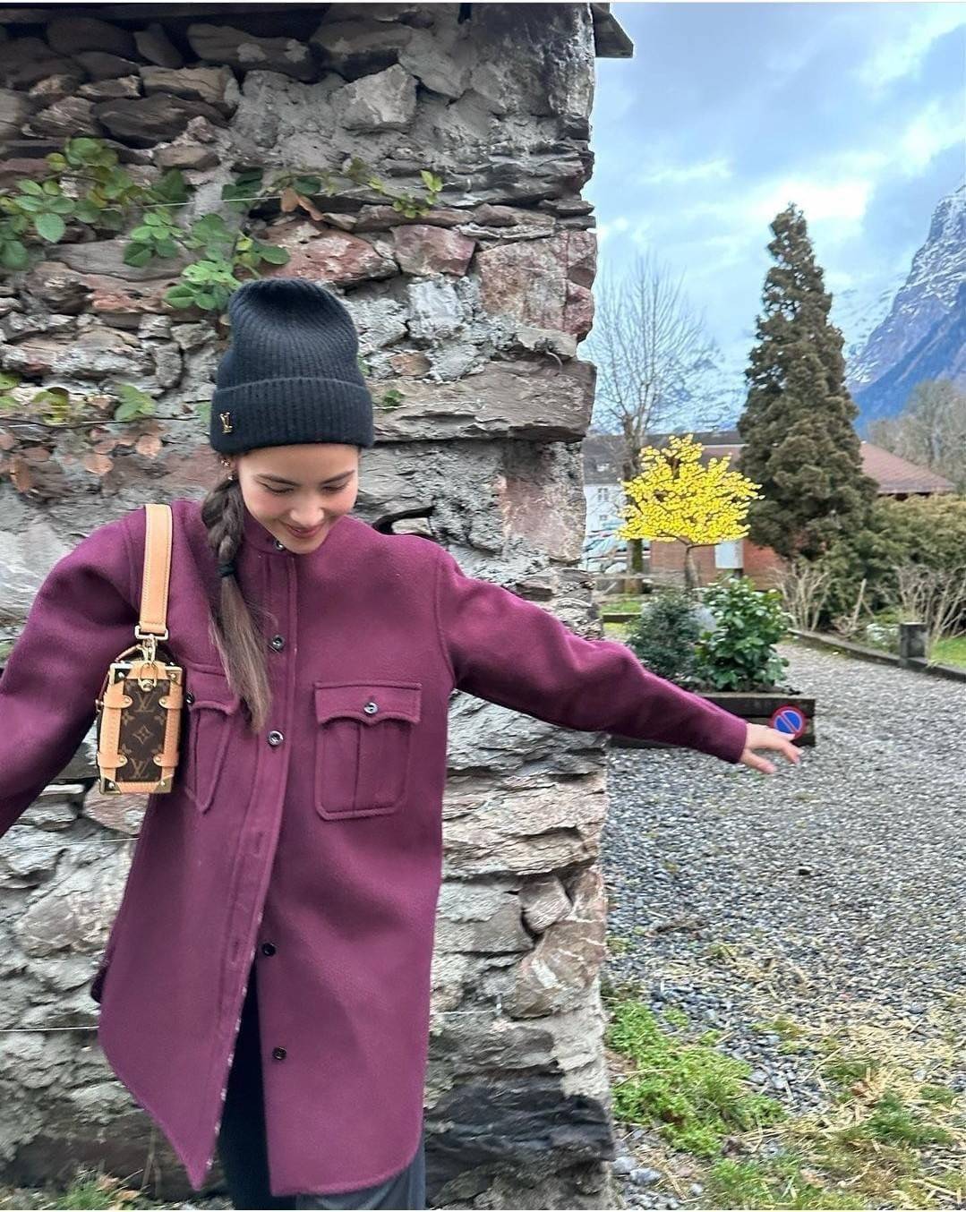 LV SIDE TRUNK MONOGRAM สุดยอดกระเป๋าไอคอนนิค ทรงสวย ใหม่ล่าสุด สวยมีเสน่ห์ รูปทรงกล่อง โดดเด่นด้วยหมุดเข้ามุม ซิปเปิด-ปิดล็อคได้ วัสดุหนังแคนวาส