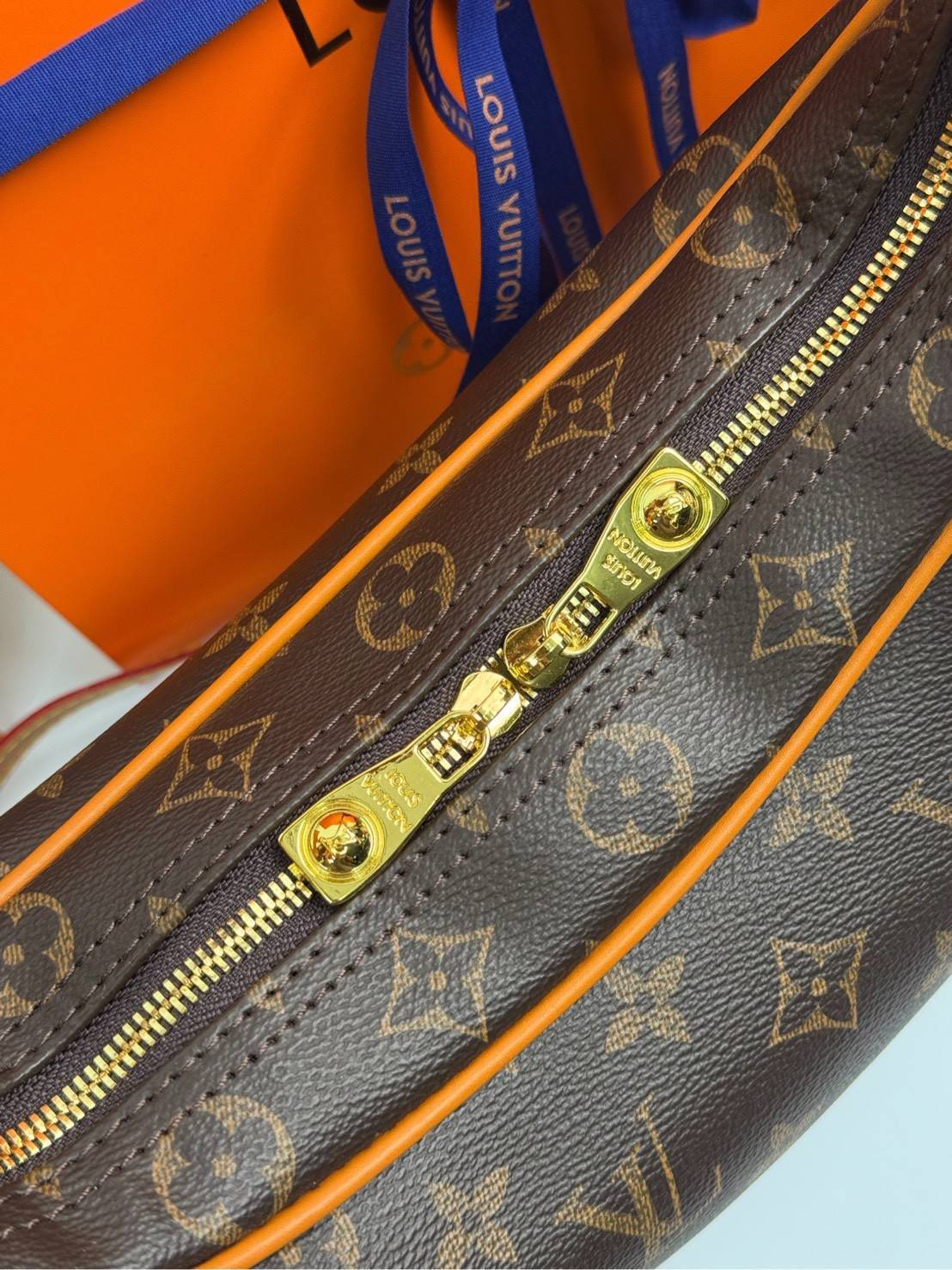 ORI หนังแท้ | LV Boulogne Hobo Bag 30 M14196 น้องใหม่พร้อมแล้ว…mom and dad พร้อมมั้ยค๊าา!! กับกระเป๋าสะพายทรงโฮโบขนาดใหม่ ไซส์ใหญ่ขึ้นเอาใจแม่ที่มีของใส่น้องเยอะๆ ดีไซน์สุดคลาสสิครุ่นสุดปัง