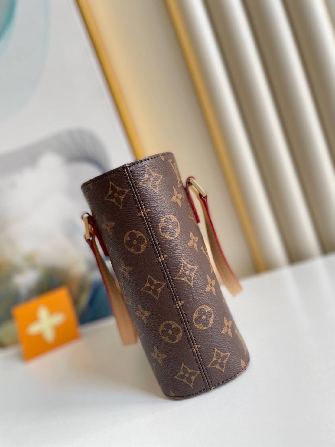 หนังแท้ Louis Vuitton Vavin pm tote / LV VAVIN 21 cm พร้อมส่งที่ไทย ภาพสินค้าถ่ายจากงานขายจริง เกรดออริจินอลหนังแท้ทั้งใบ ใช้งานต่างประเทศได้