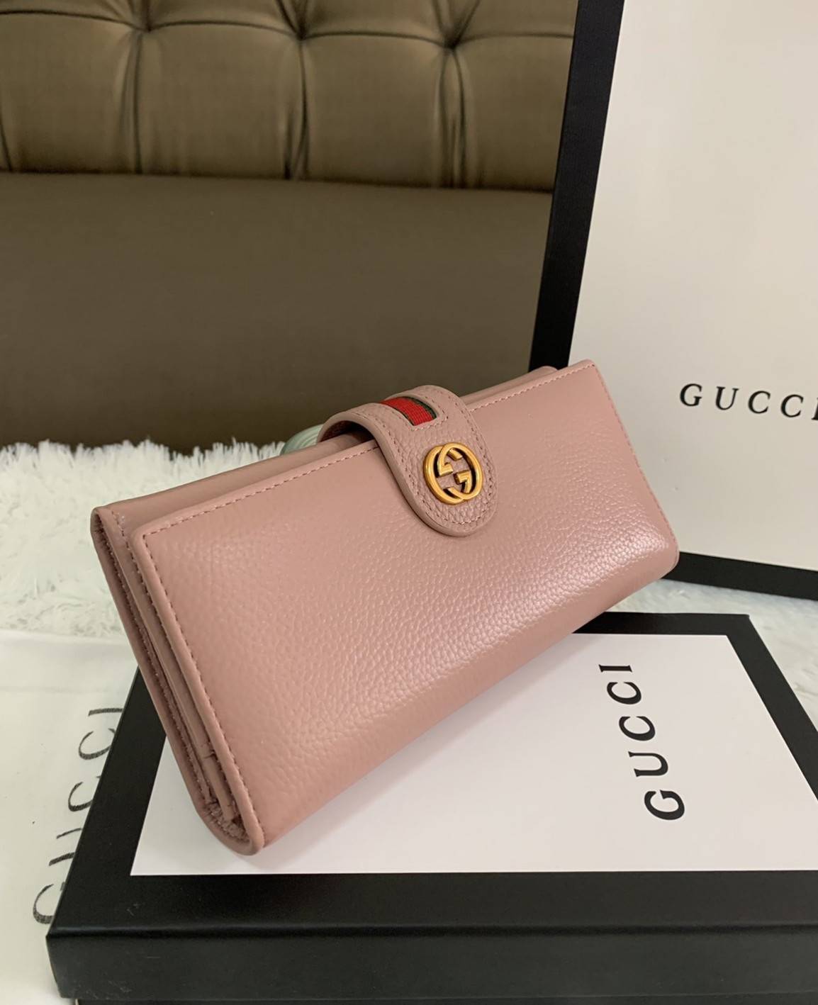GUCCI Long Wallet / GUCCI MEN Long Wallet กระเป๋าสตางค์ใบยาว รุ่น unisex ใช้ได้ใช้ดีทั้งชายหญิง ดีไซน์ใหม่ สวยหรู วัสดุหนังแกะสังเคราะห์ อะไหล่ทอง