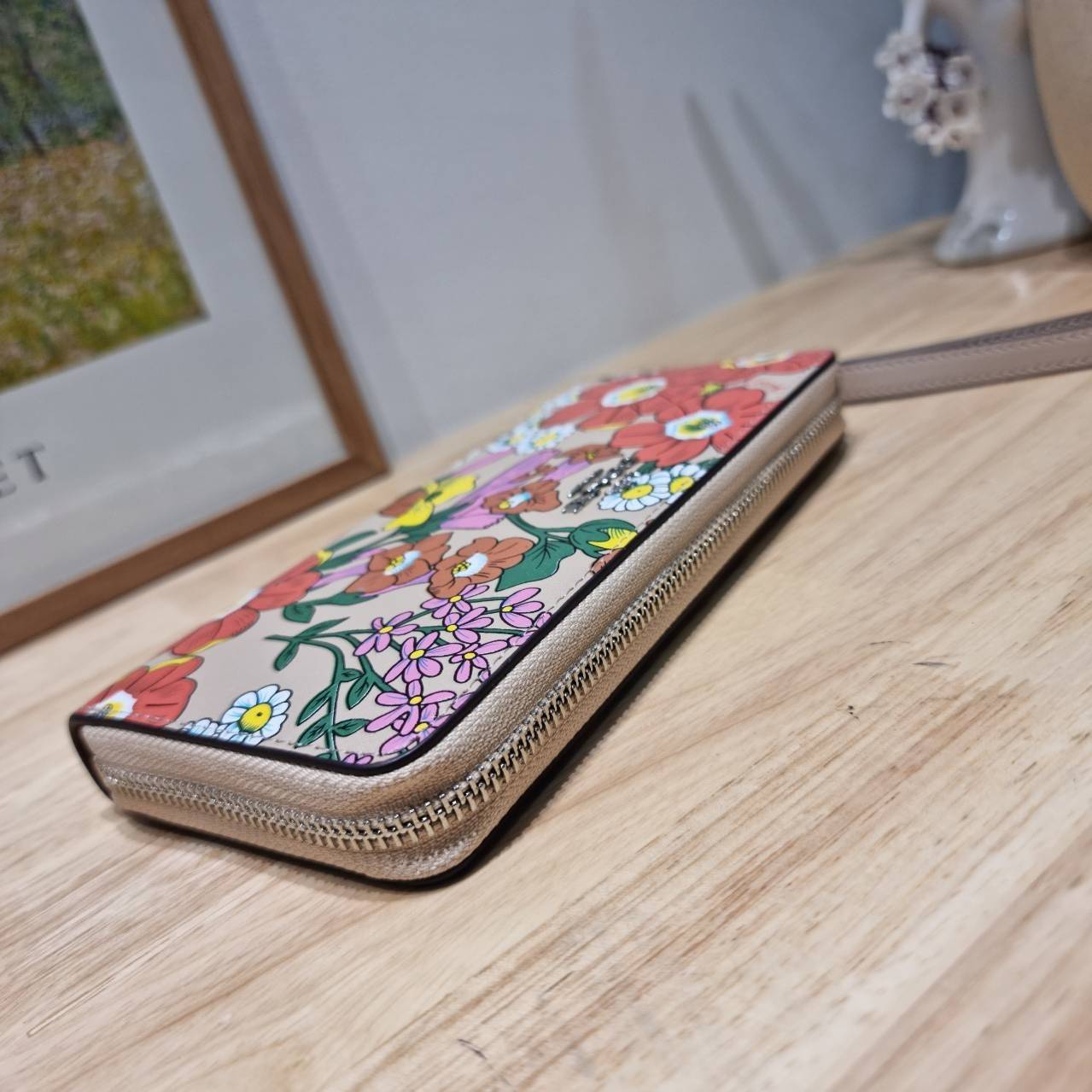 COACH LONG ZIP AROUND WALLET WITH FLORAL PRINT CJ373 / CR930 กระเป๋าสตางค์ใบยาวลายดอกไม้สดใส เกรดท็อปออริ เกรดดีสุด สลับแท้ 1:1 ใช้ต่างประเทศได้