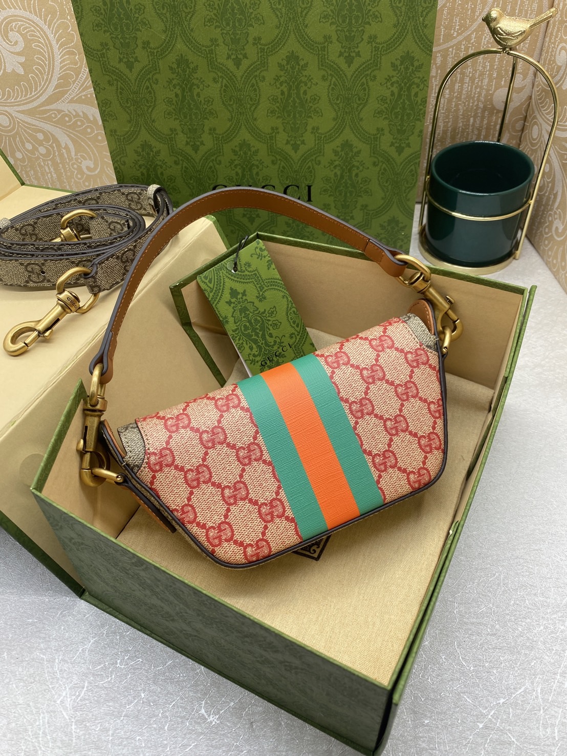 GUCCI GG top handle mini bag with Web เกรดเทพออริจินอล 1:1 ใช้งานต่างประเทศได้ รุ่นใหม่ล่าสุด ฉลองปีกระต่ายด้วยความสดใส เริ่มต้นปีกระต่ายและฤดูใบไม้ผลิอย่างสดใส GG