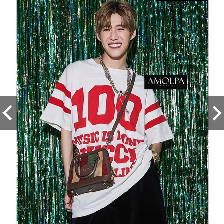 Gucci T-Shirt ภาพสินค้าจริง พร้อมส่งที่ไทย 100ปี Collection สวยยบาดใจ ผ้าเด้งงง นุ่ม ลื่นน ต้องมี !!ดาวิยังใส่ค้า เป๊ะสุดจริงๆ เสื้อยืด งานน่ารักมาก ผ้าเด้งใส่สบายมากกกก ห้ามพลาดเลยนะคะ ใส่สบายสุดๆ