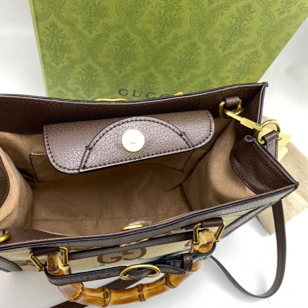 หนังแท้ Gucci Diana jumbo GG tote bag (mini/small) พร้อมส่งที่ไทย Brown Camel and ebony jumbo GG canvas ภาพถ่ายจากสินค้าจริง