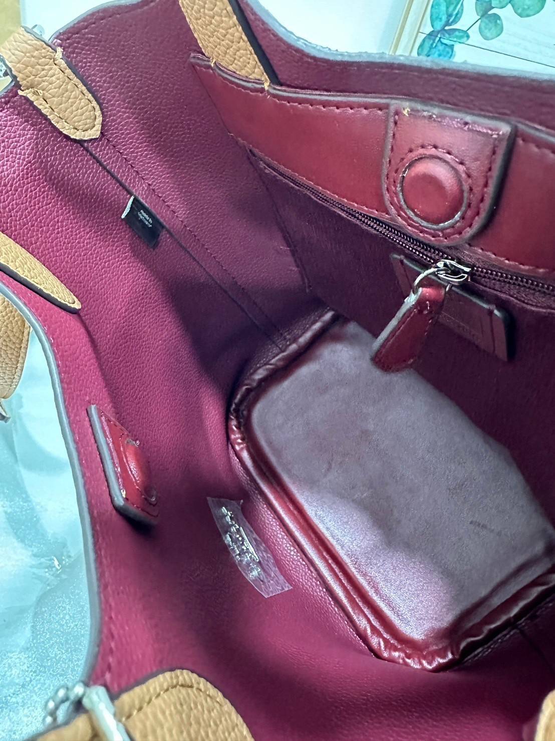 พร้อมส่ง 5 สี COACH HANNA BUCKET BAG กระเป๋าถือ/สะพายข้างทรงบักเก็ตรุ่นใหม่ดีไซน์เก๋น่ารัก เกรดท็อปออริ เกรดดีสุด สลับแท้ 1:1