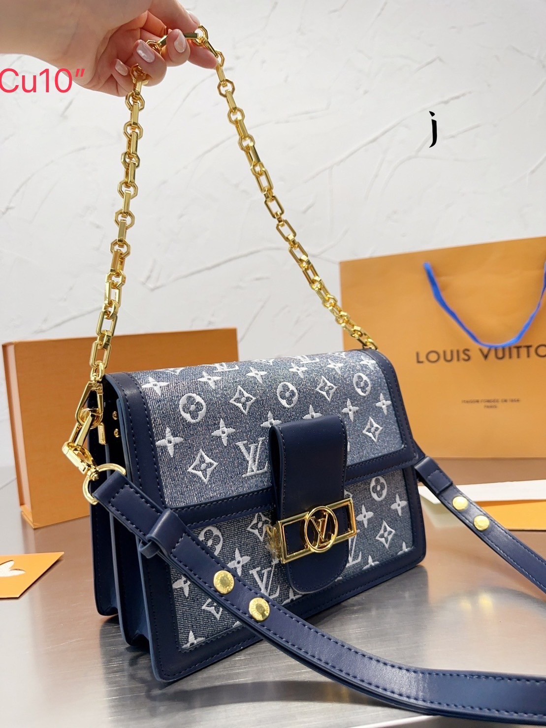 LV Dauphine Monogram Jacquard Denim 25cm งานเดนิม สวยเท่ห์มากๆ ไม่มองไม่เหลียวไม่ได้แล้ว!! สร้างดีเทลผู้ดี กระเป๋าสะพาย ดีไซน์เลิศ สวยปังในราคาโดนใจ แบบนี้ใครไหวไปก่อน ไม่ไหวก็ต้องสั่งได้เลยจ้า!!