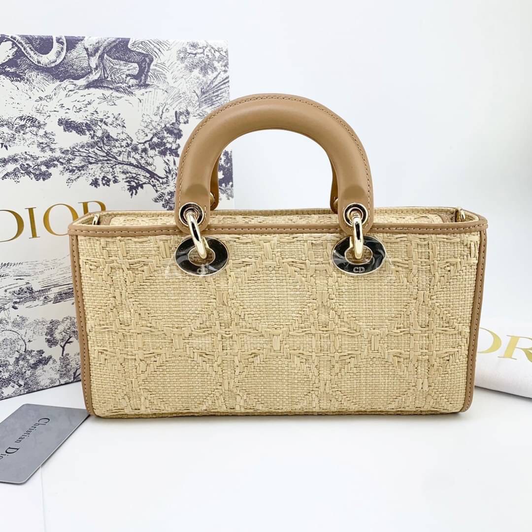 ORI 】DIOR Lady D-Joy Bag Natural Cannage Raffia พร้อมส่งที่ไทย ภาพสินค้าถ่ายจากงานขายจริง ใช้งานต่างประเทศได้