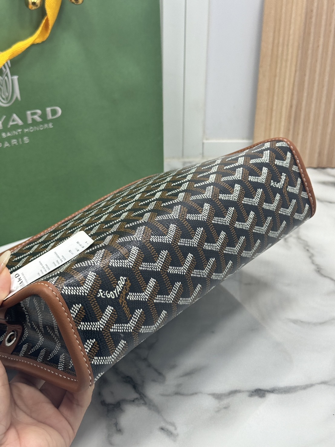 ORI หนังแท้ | Goyard Jouvence MM Toiletry Bag / Goyard Clutch bag กระเป๋าทรงคลัชกะทัดรัด เหมาะสำหรับการเก็บของในแนวตั้งและป้องกันการหกหรือรั่วไหล แคนวาสทำความสะอาดง่าย