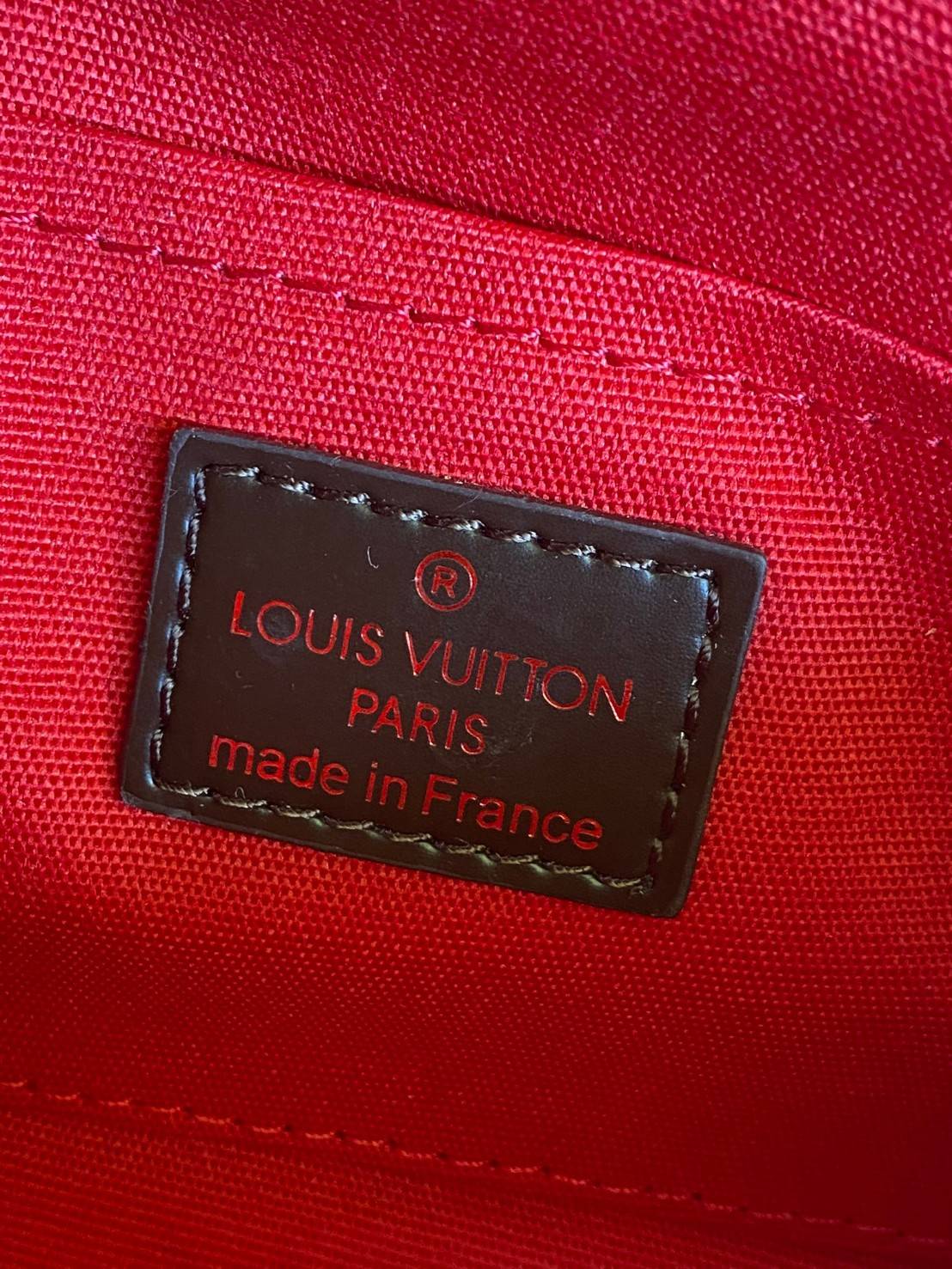 VIP 】หนังแท้ LOUIS VUITTON Monogram Favorite PM Multicolor Damier Ebene Canvas Cross Body Bag