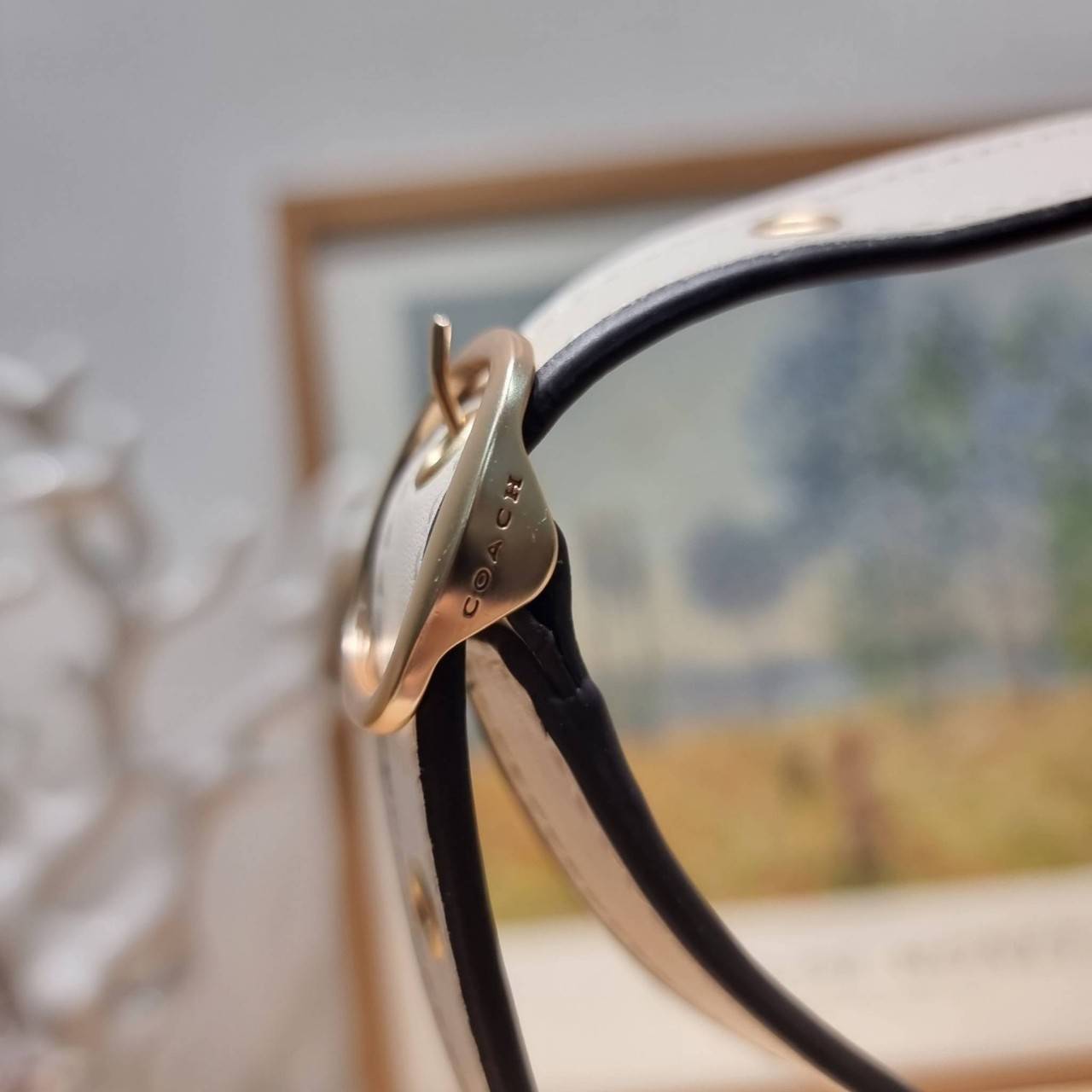 COACH ELIZA SHOULDER BAG IN SIGNATURE CANVAS CR532 / CR533 กระเป๋าสะพายไหล่ทรงโฮโบสุดหรู ดีไซน์โลโก้แบบใหม่สวยเด่น เกรดท็อปออริ เกรดดีสุด สลับแท้ 1:1 ใช้ต่างประเทศได้