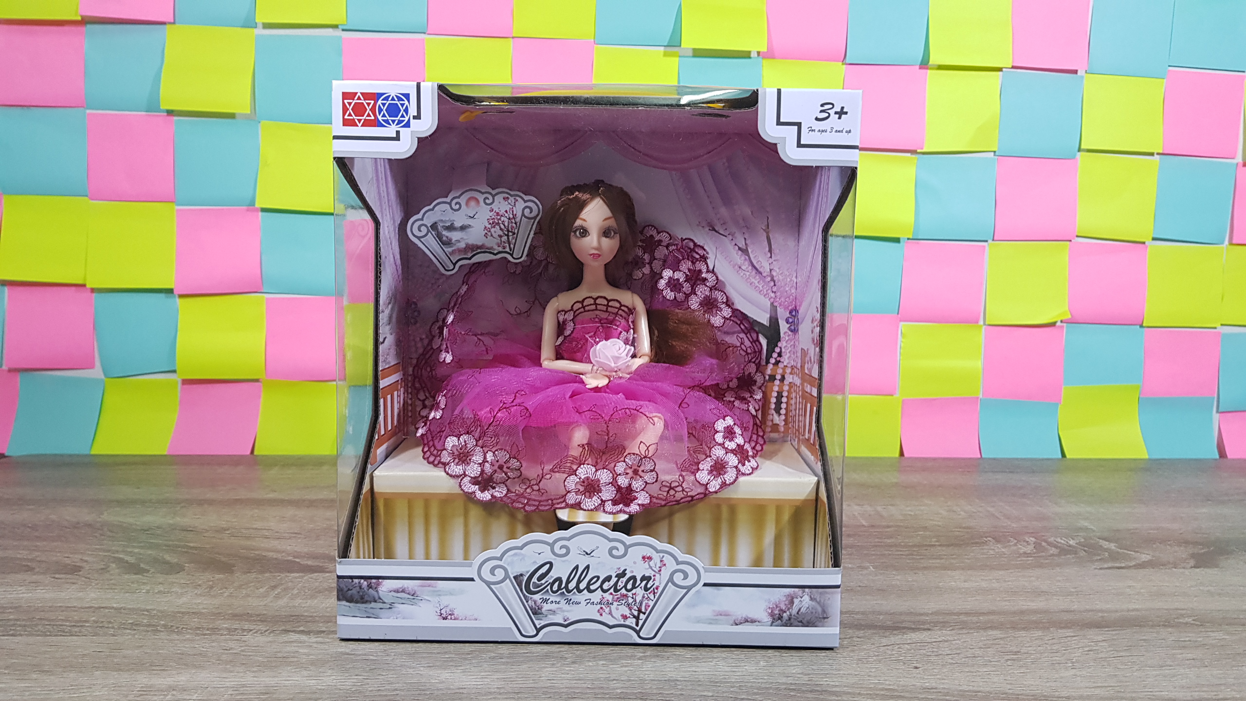 ตุ๊กตาเด็กผู้หญิงชุดเดรสสีชมพู