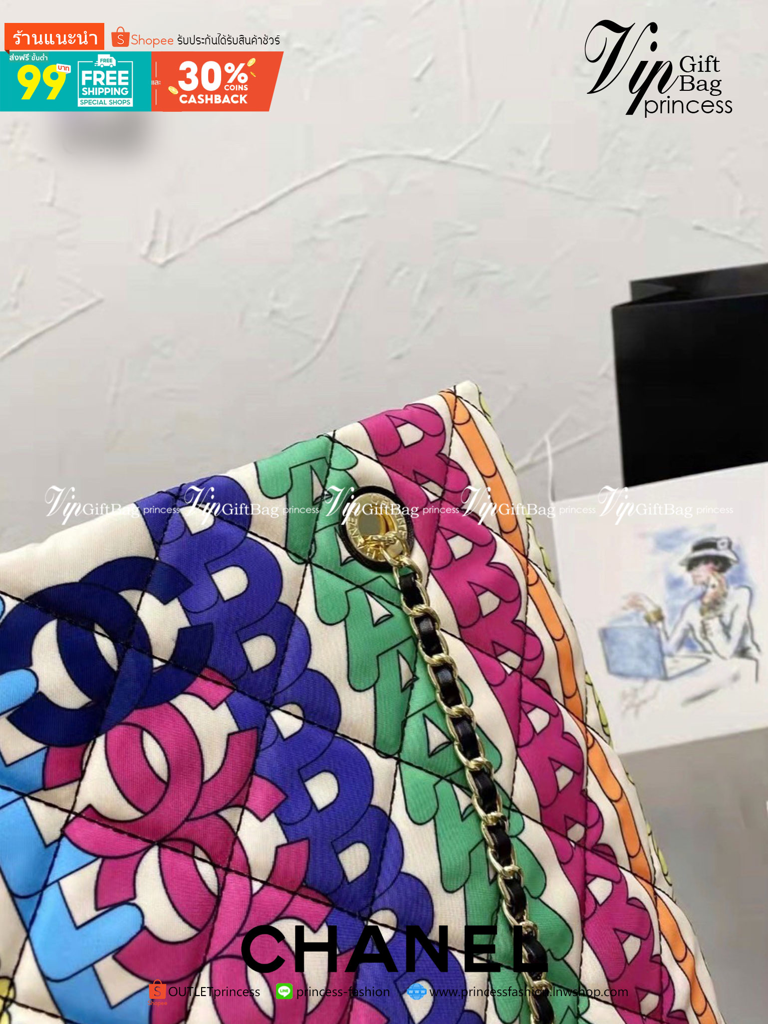 VIP 】CHANEL Large Shopping Bag กระเป๋าสะพายทรงชอปปิ้งสวยทุกมุมมอง รุ่นเข้าใหม่ พิมพ์ลายแน่นมากกก ต้อนรับปีใหม่ ด้วยโทนสีสดใส ใบใหญ่กำลังดี จุของได้เยอะใส่เอกสารA4 หนังสือของใช้ได้ ตอบโจทย์จริงๆค่ะ! Rare items เด็ดๆแบบนี้ควรค่าเเก่การสะสมสาวก Chanel GWP ห้