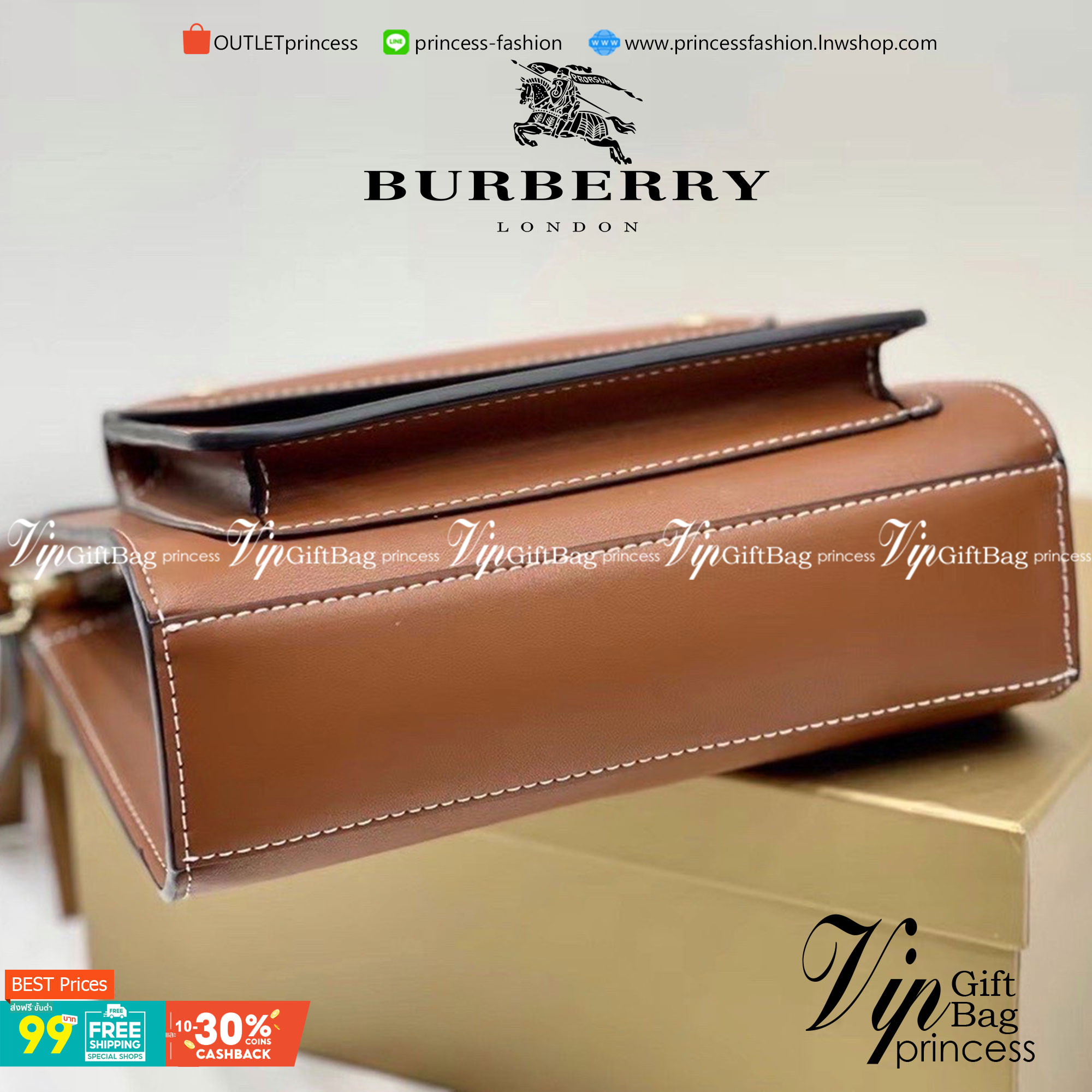 VIP 】BURBERRY FRAGRANCES CROSSBODY BAG VIP GIFT WITH PURCHASE (GWP) พรีเมี่ยมกิ๊ฟ Limited Edition ใหม่ล่าสุดจาก BURBERRY PERFUME วัสดุหนังแท้ Calf Skin ทรงเหลี่ยม ดีไซน์สวยหรูอยู่ทรง ด้านหน้ามีช่องใส่ของ ภายในโล่งกว้าง มีช่องซิปแบรนด์ สามารถใส่กระเป๋าสตาง