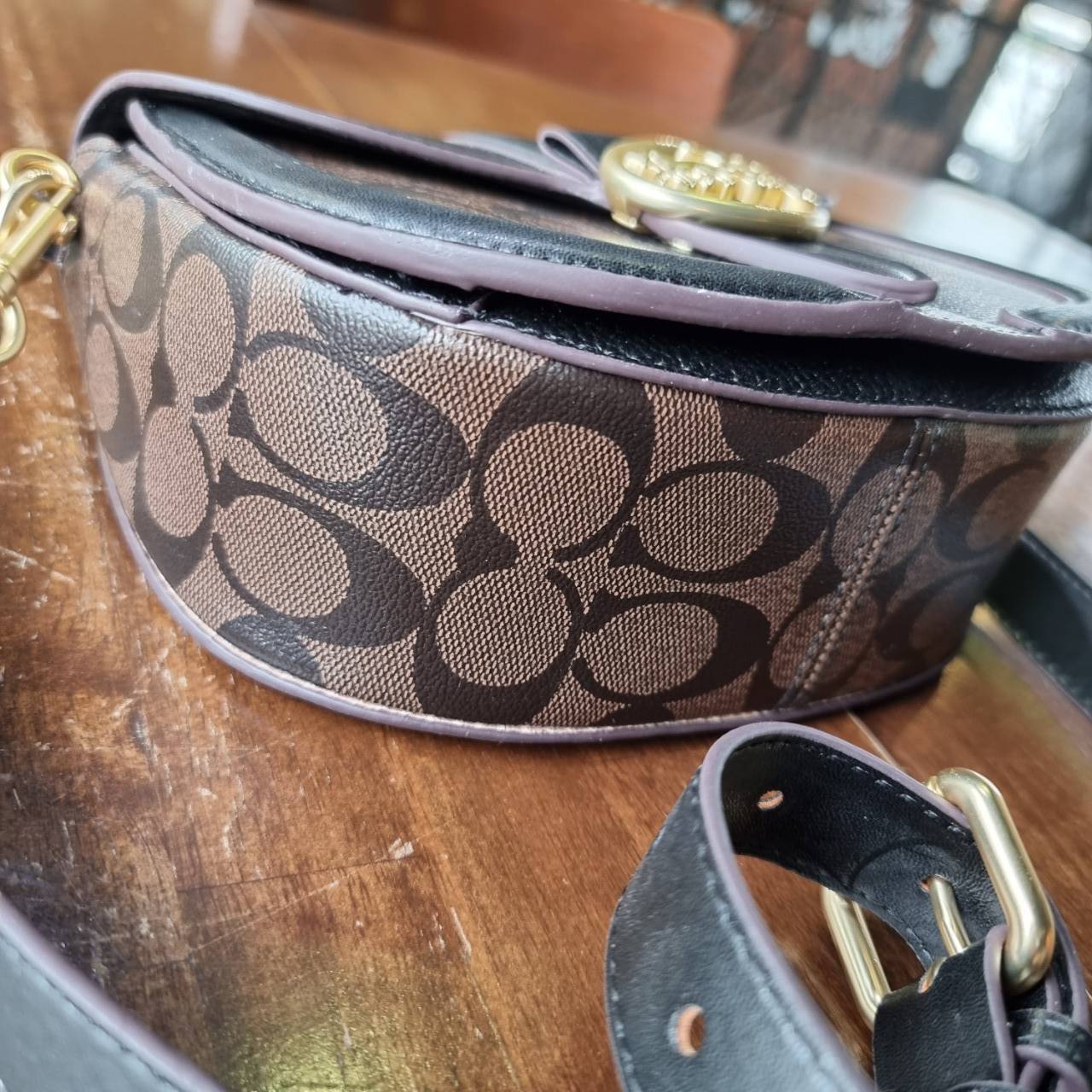 ของแท้ 💯% COACH C2806 GEORGIE SADDLE BAG IN SIGNATURE CANVAS ยกระดับความหรูให้กับตัวเองกันหน่อย