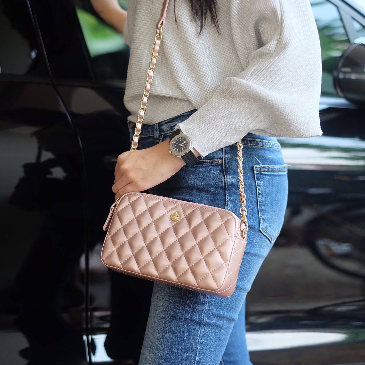 💥รุ่นขายดี มาเพิ่มแล้วค่า KEEP Carla รุ่นขายดีที่สุด ทรง น่ารักสุดๆ 💙 พร้อมสีCollection ใหม่ ‘’Blink Blink glitter ‘’ มีให้เลือกถึง 3 สี : Blink Blink glitter in Pink // Blink Blink glitter in Grey // Blink Blink glitter in Brown 👍