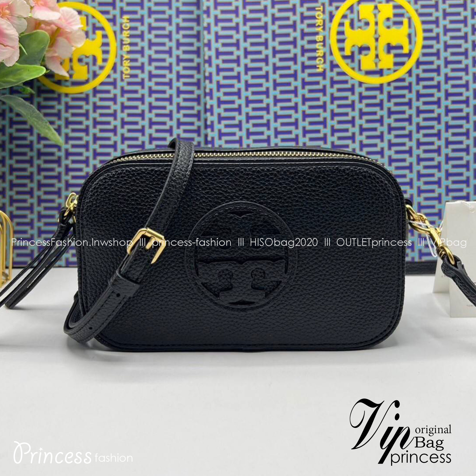 TORY BURCH Miller Mini Crossbody Bag / TORY CAMERA BAG / TORY BAG พร้อมส่ง 5 สี กระเป๋าสะพายใบเล็กมินิมอลในรูปทรงใหม่ที่คล่องตัว