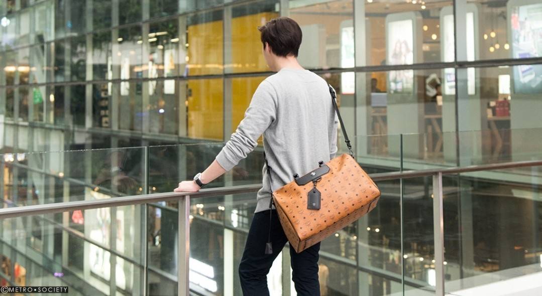 ORI | M.C.M NOMAD WEEKENDER / M.C.M Travel Bag กระเป๋าเดินทางใบใหญ่ ดีไซน์คลาสสิคสายสปอร์ต สายลุย ต้องมารวมกันตรงนี้เลยจ้า ดีไซน์โฉบเฉี่ยว ดูเท่