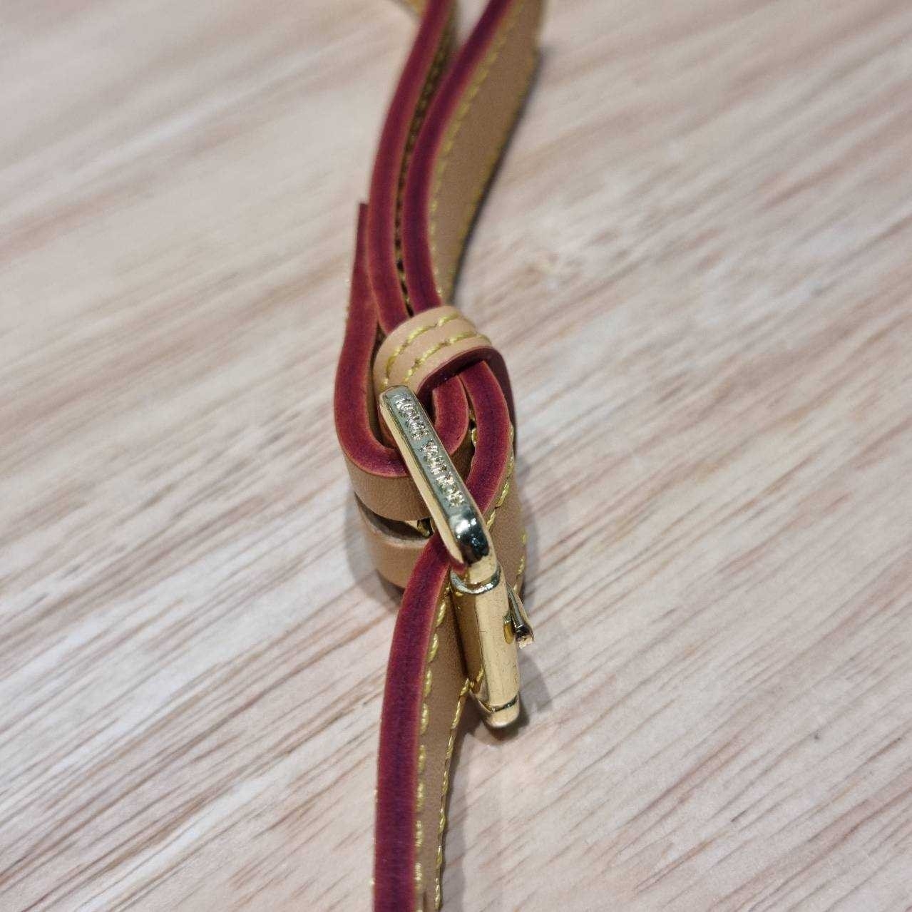 LV Keepall Bandoulière 25 / Lv bandouliere sunset bag กระเป๋าทรงหมอนสวยเก๋ ดีไซน์เริ่ดไม่ซ้ำใคร ลวดลายเอกลักษณ์ถักทอด้วยวัสดุรักษ์โลกดูดีมากๆ