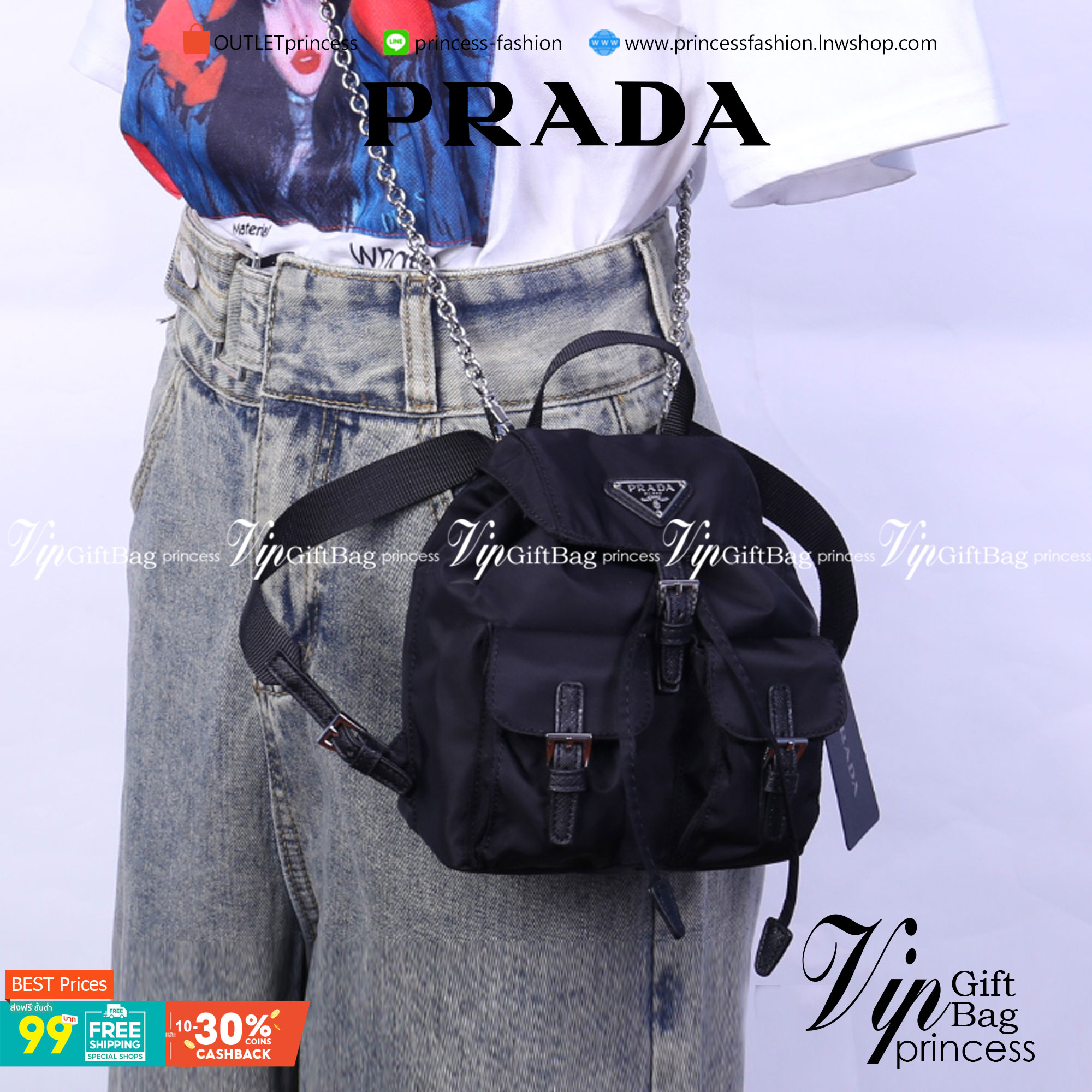 Prada Black Nylon Mini Double Buckle Backpack Crossbody Bag รุ่นนี้เป็นทรงเป้มินิน่ารักๆๆ ด้านในโล่งกว้าง ซับด้านในพิมพ์ลายแบรนด์ ใส่ของจุกจิง โทรศัพท์ กระเป๋าตังใบสั้น เครื่องสำอาง ได้แบบสบาย อะไหล่เงินทั้งใบ บอกเลยว่ารุ่นนี้สวย น่ารัก จะถือหรือสะพายก็ดู