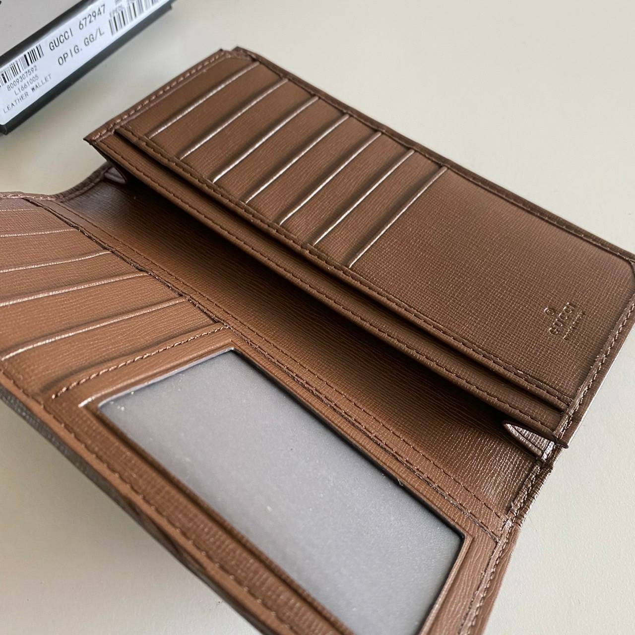 VIP 】Gucci Wallet long กระเป๋าสตางค์ใบยาวสำหรับผู้ชาย งานหนังแท้ รุ่นพิเศษครบเซ็ท ราคาคุ้มที่สุด ต้อนรับปีแห่งความปัง!! เอ็กซ์คลูซีฟมาก!!