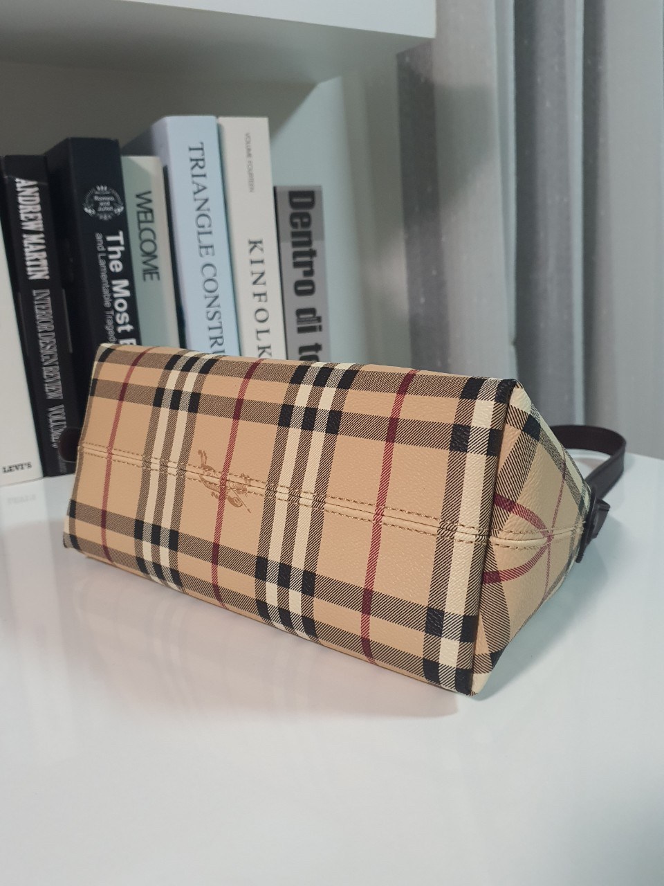 BURBERRY VINTAGE BAG VIP GIFT WITH PURCHASE (GWP) พรีเมี่ยมกิ๊ฟ Limited Edition