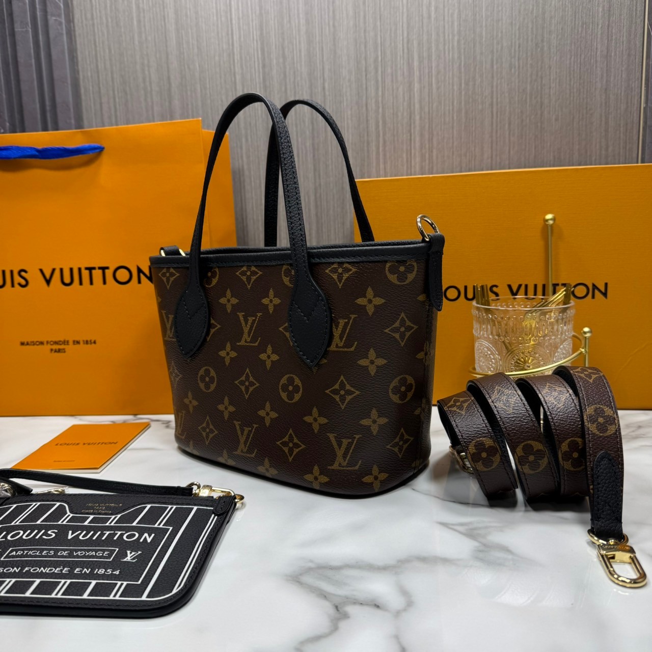 เกรดเทพ Top ORI | LV Neverfull Bandoulière Inside Out BB Bag กระเป๋าทรงโท้ทไซส์เล็ก พร้อมใบลูก กลับใช้งานได้ 2 ด้าน เกรดดีสุด หนังแท้ แคนวาสแท้