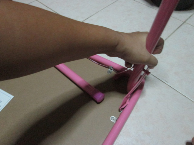 Disney Princess Activity Table and Chair Set (ของมือหนึ่งกล่องไม่สวย)