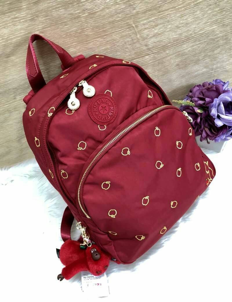 New arrival!! Kipling Disney’s Snow White Paola Satin Backpack Factory oem HK พร้อมส่ง!! กระเป๋าสะพายหลังรุ่นใหม่ล่าสุด ต้อนรับตรุษจีนและวาเลนท์ไทน์ ปี 2018 วัสดุไนล่อนคุณภาพสูง ช่องซิปหน้ากว้าง ใส่สัมภาระได้จุ เปิดปิดกระเป๋าช่องหลักแบบซิปคู่ อะไหล่อย่างด