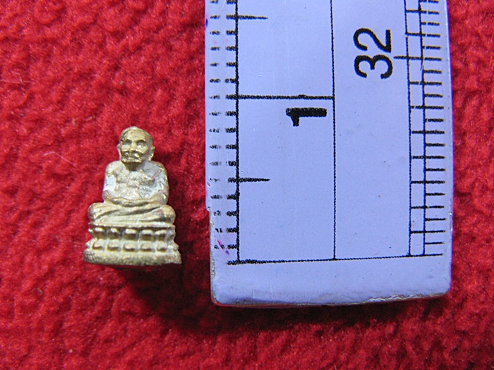 สินค้าจองค่ะ รูปเหมือนหลวงปู่ทวดจิ๋ว สมเด็จพระญาณสังวร สมเด็จพระสังฆราช ทรงเจริญพระชันษาครบ100ปี วัดบวรนิเวศวิหาร พร้อมกล่องเดิมค่ะ