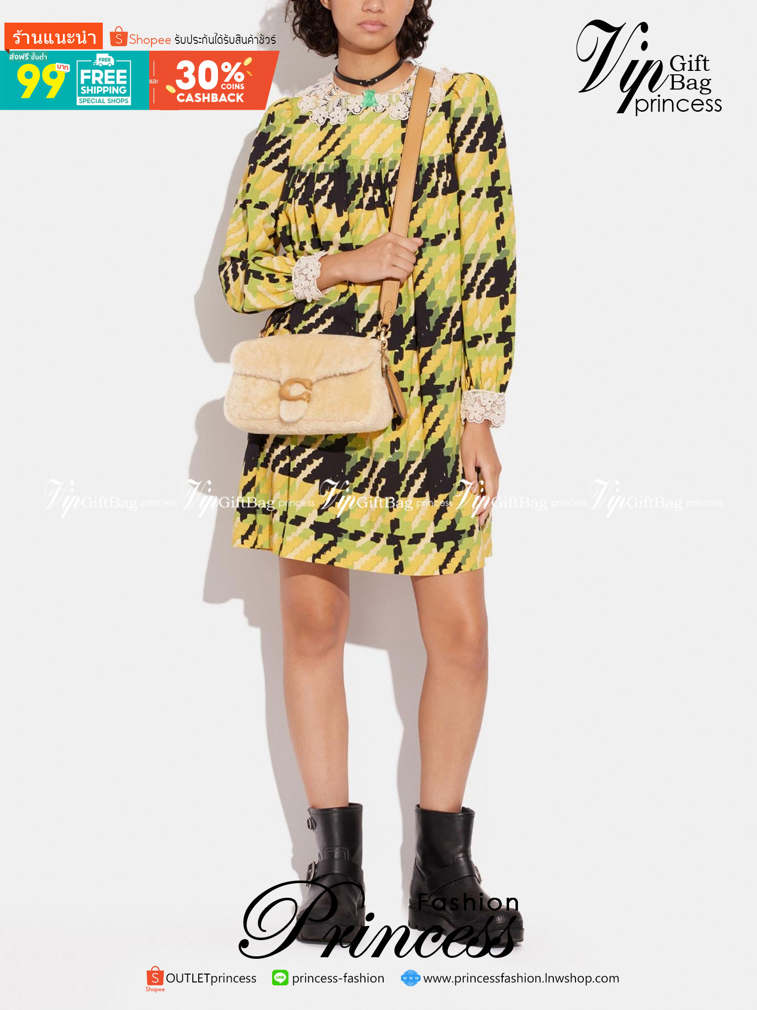 Coach pillow tabby shoulder bag 26 in shearling / COACH LEATHER COVERED C CLOSURE CC445 ใหม่ล่าสุดต้อนรับฤดูหนาว กับคอลเลคชั่นคุณหนู กระเป๋าสะพายไหล่ ดีไซน์วินเทจย้อนยุคตกแต่งขนรอบใบนุ่มฟู สวยลูกคุณมาก!! เปิด-ปิดด้วยกระดุมแม่เหล็ก รับรองแน่นหนา ภายในเป็นช