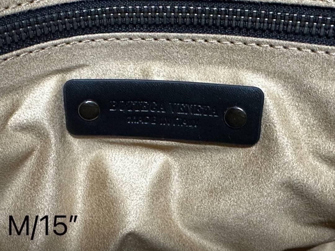 Bottega Veneta Getaway Briefcase กระเป๋าใส่เอกสาร สวยเรียบหรูคลาสสิกเป็นเอกลักษณ์ โดดเด่นด้วยงานสานตาราง ดีไซน์เรียบง่าย แต่ดูแพง ไอเท็มสุดปัง!!