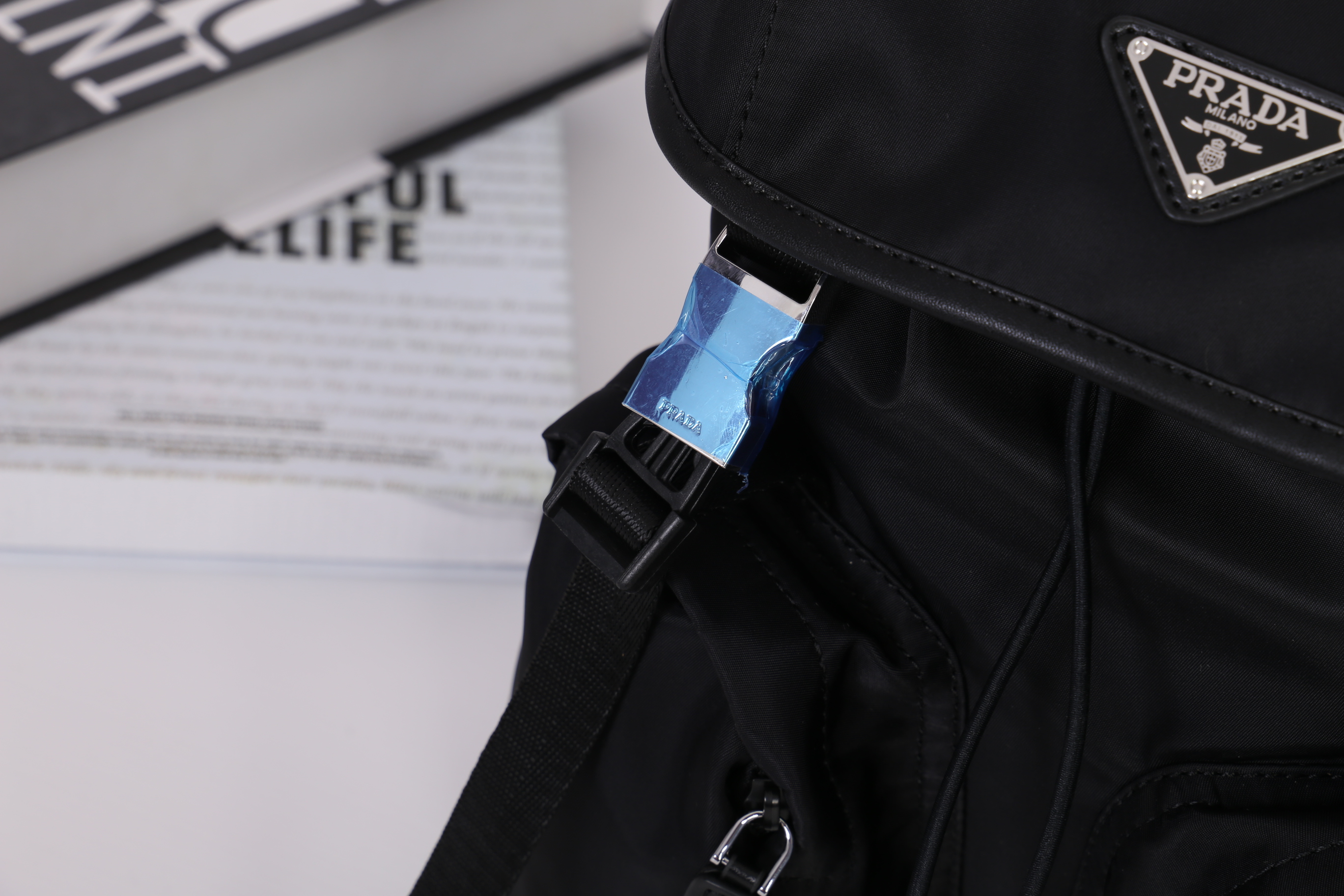 PRADA NYLON MINI BACKPACK สินค้า Premium gift จากเค้าเตอร์แบรนด์ต่างประเทศ รุ่น Limited edition กระเป๋าสะพายเป้ Size mini ขนาดกำลังน่ารัก ที่ฮ๊อตสุดๆ วัสดุเป็น Nylon เนื้อหนา คุณภาพดี ขนาดกะทัดรัด พกพาสะดวก น้ำหนักเบา ด้านหน้าติดโลโก้แบรนด์ อะไหล่เงินสวยห