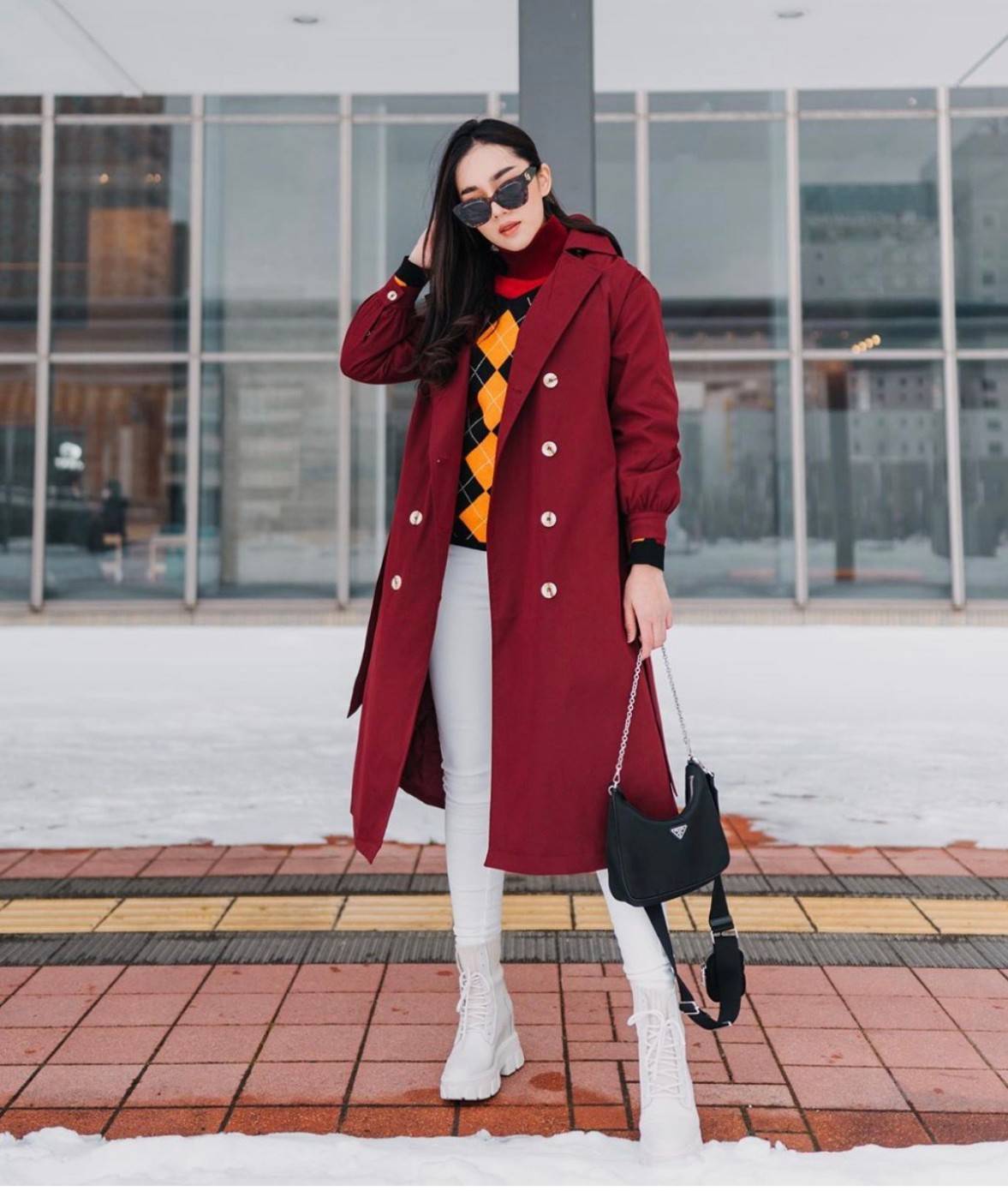 พรีเมี่ยมกิ๊ฟแท้ 100% 】PRADA Re-Edition 2005 nylon shoulder bag [cream]