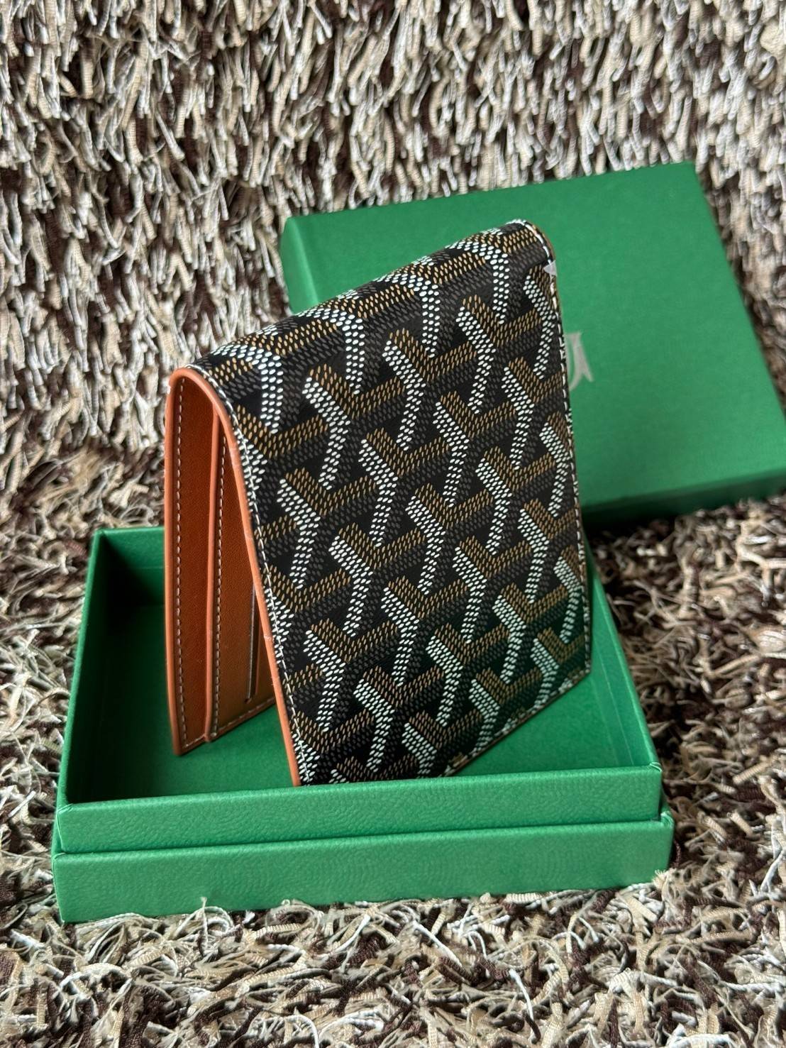 Goyard Wallet Men / Goyard Victoire Wallet กระเป๋าสตางค์ขนาดกะทัดรัดและเหมาะสําหรับการจัดสำหรับการ์ดและธนบัตร ลวดลายสุดคลาสสิค