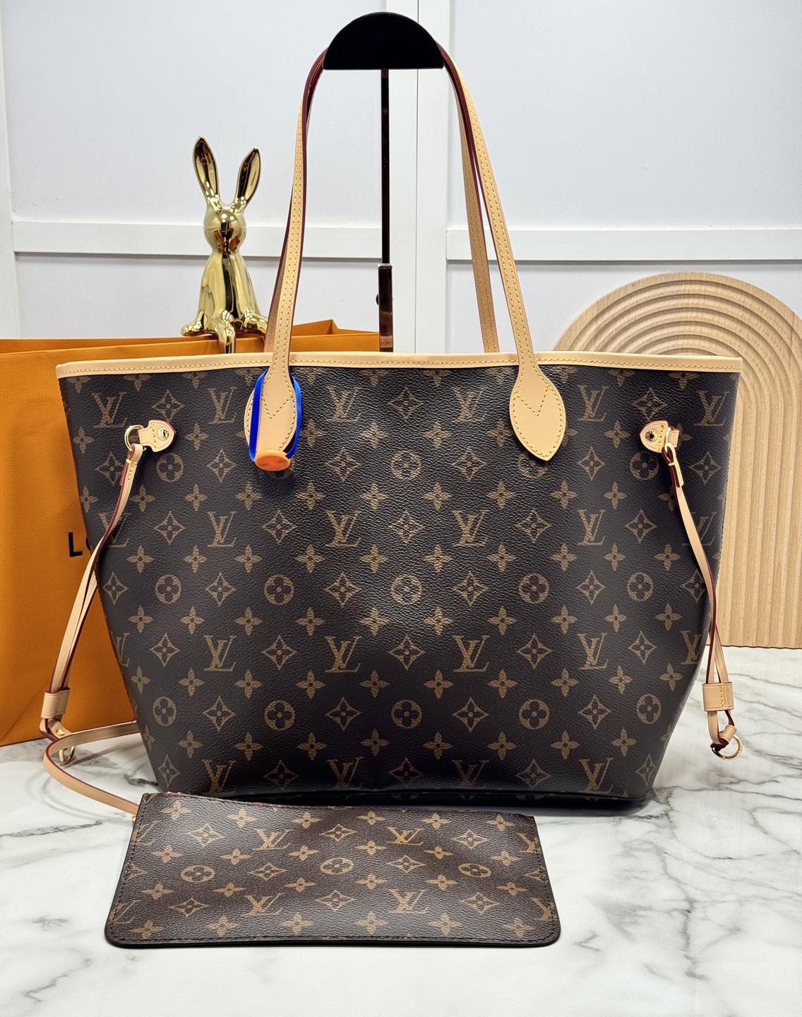 ORI หนังแท้ | LV Neverfull bag Size M Monogram Canvas กระเป๋าสะพายทรงโท้ท ดีไซน์คลาสสิกเหนือกาลเวลาเข้ากับดีเทลที่สืบทอดมายาวนาน แคนวาสแต่งขอบหนัง