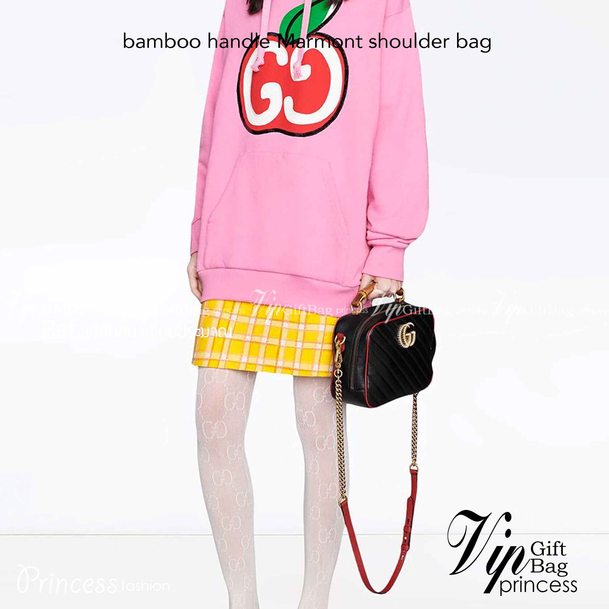 GUCCI GG MARMONT WITH BAMBOO / Gucci bamboo handle Marmont shoulder bag กระเป๋าสะพายดีไซน์ล้ำ โดดเด่นด้วยรูปทรงและมือจับ bamboo ที่ไม่เหมือนใคร สีโทนดำตัดขอบแดง โดดเด่น ใช้งานได้ทุกสถานการณ์ หยิบใช้วันไหนๆ ก็ตอบโจทย์ได้หมดน้า