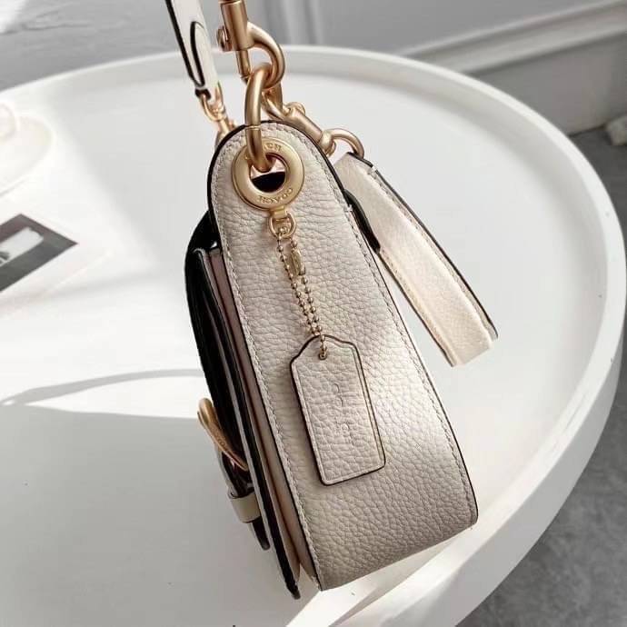 COACH KLEO SHOULDER BAG 17 (COACH C5685 C5687)