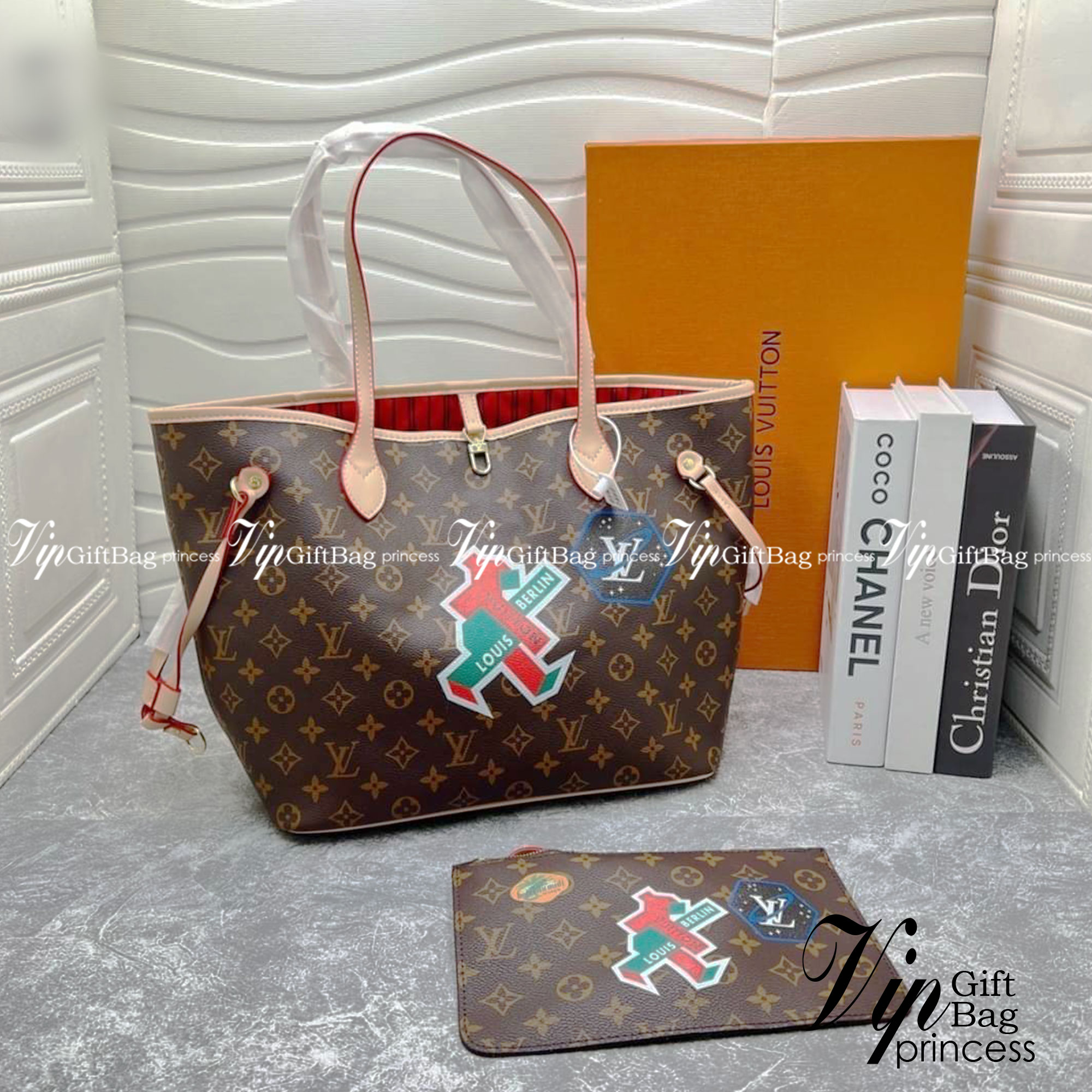 LV Neverfull Monogram Bag / LV Shopping Bag 14" กระเป๋าสะพายใบใหญ่จุใจ หนังลายโมโนแกรม ทรง tote มาใหม่ มาพร้อมกระเป๋าใบเล็ก งานปั้มแบรนด์ทุกจุด สกรีนลายชัดเจน สีสวย ภาพถ่ายจากงานขายจริง ใช้งานต่างประเทศได้
