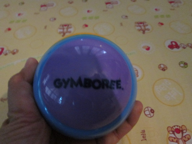 Gymboree Worm-to- Butterfly Ball ของเล่นเสริมพัฒนาการสำหรับเด็กมือสอง