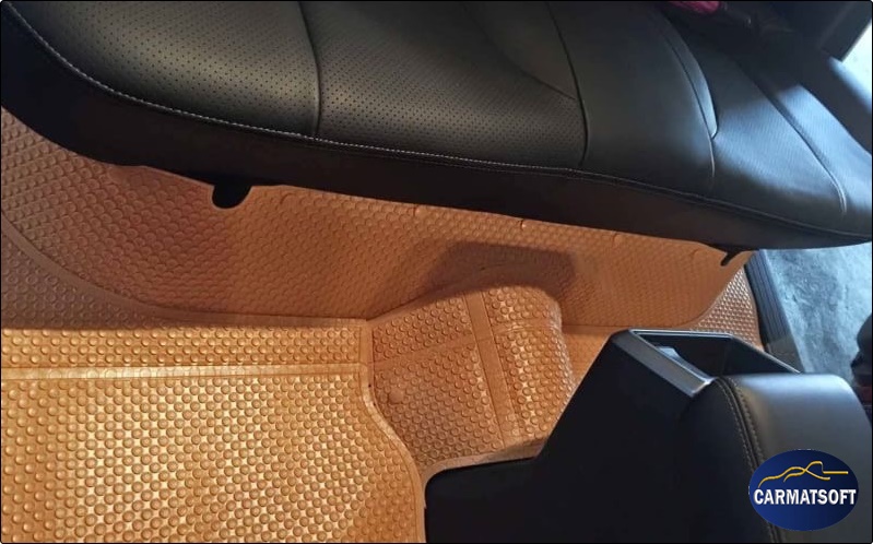 พรมกระดุมเม็ดเล็กรีดขอบ TRITON 4D 2019 สีชามัวร์ เข้ารูป เต็มคัน