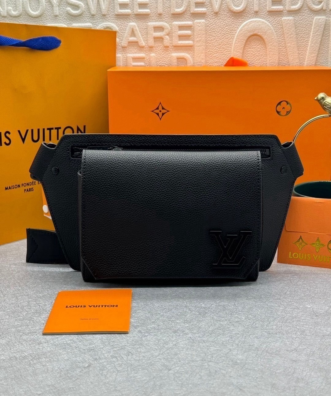 ORI | LV Sling bag Takeoff model / lvbeltbag กระเป๋าคาดอก หนังแท้ลายเกรนสีดำ ดีไซน์เรียบหรู 🤍 เกรดออริจินอล เทียบแท้ ใช้งานได้ทั่วโลก