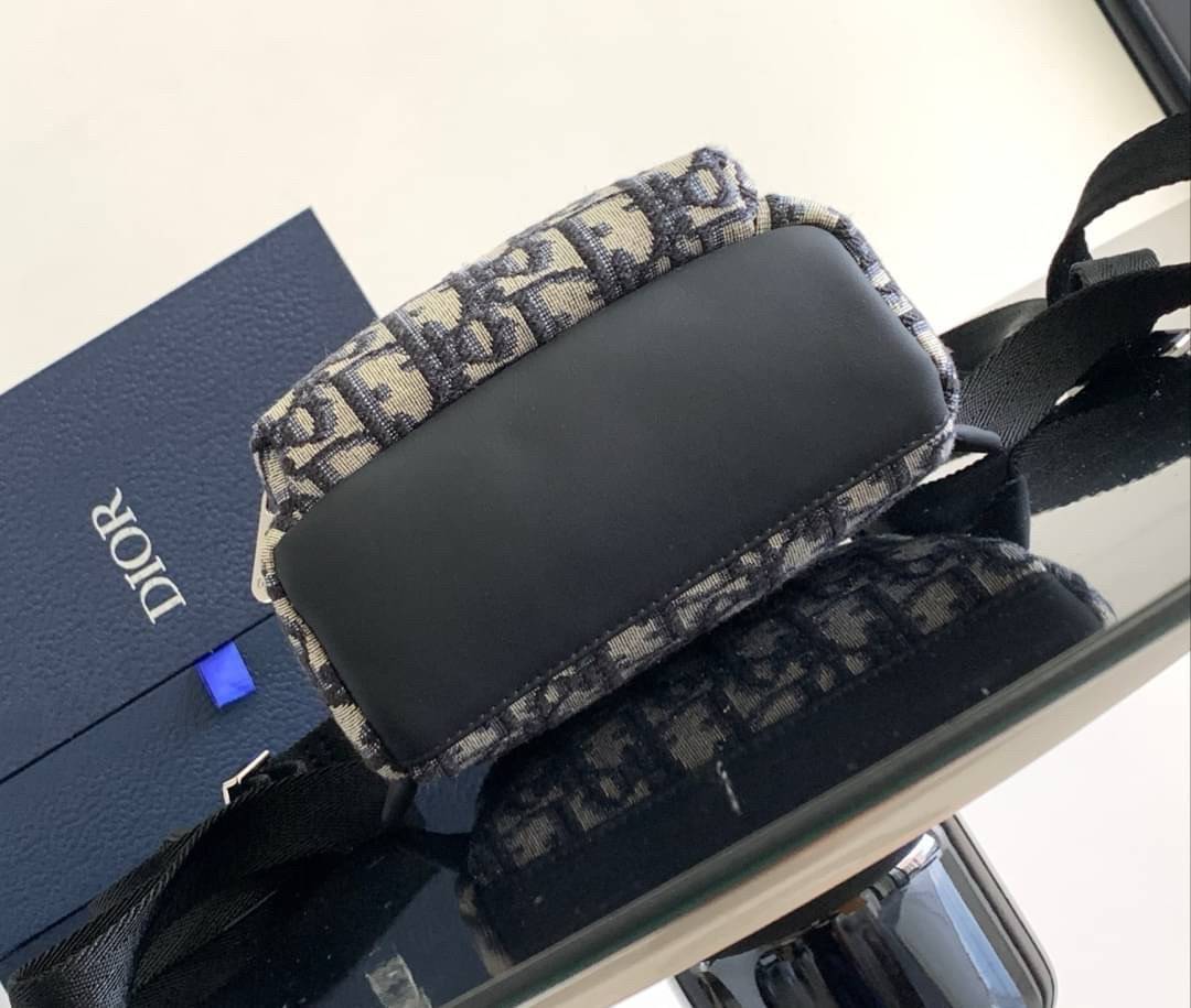 TOP ORI | DIOR Kids' Mini Rider Backpack Oblique Jacquard กระเป๋าเป้ไซส์มินิ งานหนังแท้ เกรดดีสุด ทอลายแบรนด์ด้วยผ้าแจ็คการ์ดเนื้อแน่นอย่างดี