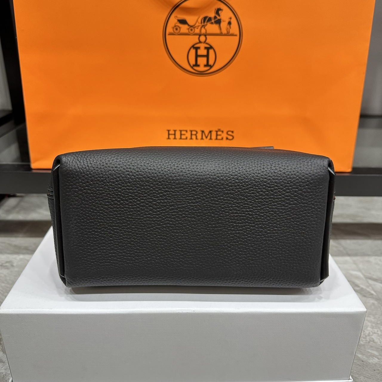 HERMES Hermes 24/24 Mini bag 20cm กระเป๋าถือ/สะพายแบรนด์หรู เอกลักษณ์ของความสง่างาม เกรดออริ สลับแท้ 1:1 ใช้งานต่างประเทศได้