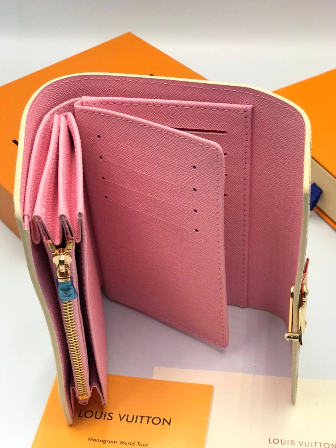 พรีเมี่ยมกิ๊ฟแท้ 100% 】พร้อมส่งที่ไทยที่นี่ที่เดียว Louis Vuitton wallet Gift Box Set