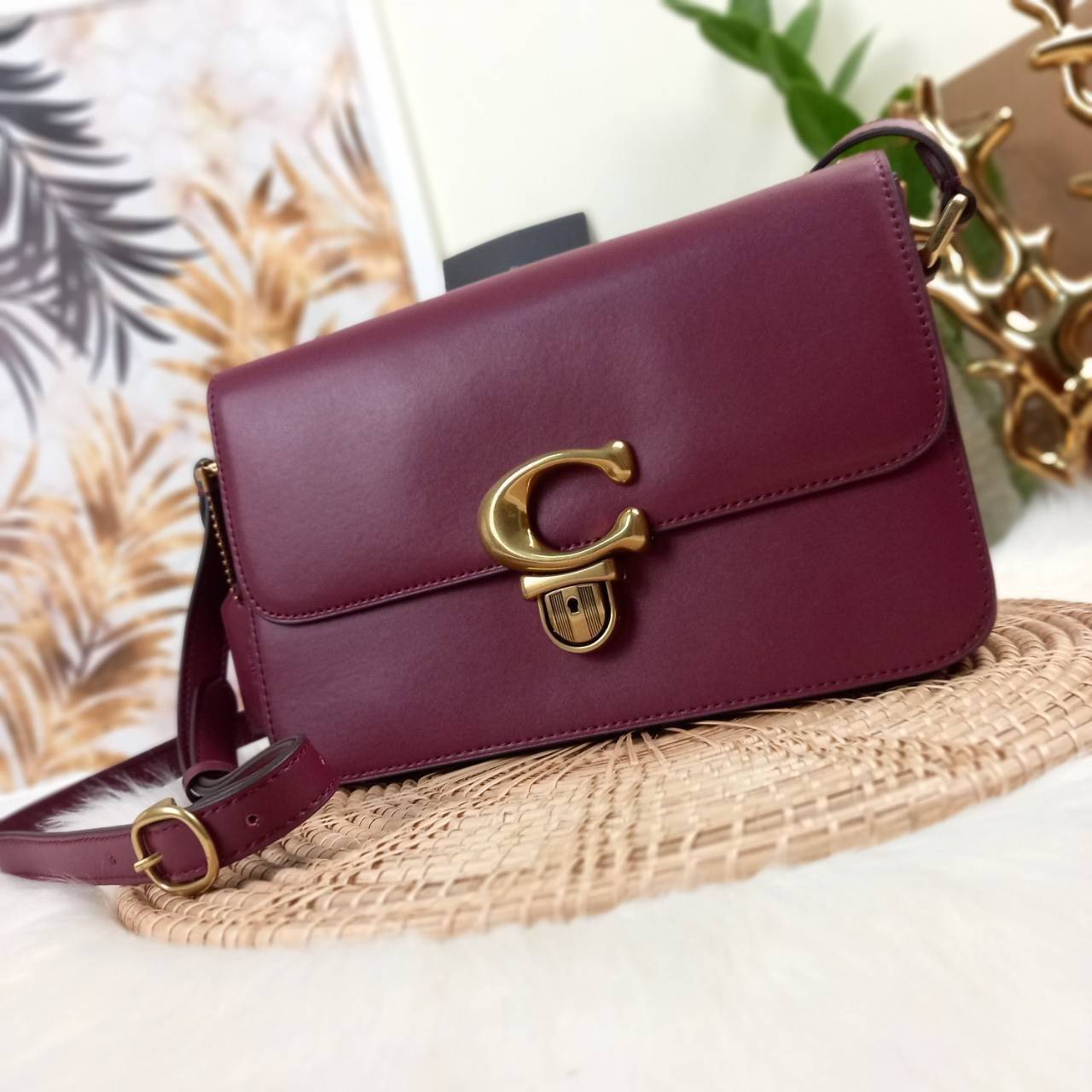 สวยละมุนตาละมุนใจม๊ากก!!🌺🌈 //>>COACH STUDIO GLOVETANNED LEATHER SHOULDER BAG (C6641)🌺ห้ามพลาดเด็ดขาด!! สวยละมุน เรียบหรู ดูแพงสุดๆ!! //กระเป๋าถือ กระเป๋าสะพาย ดีไซน์เนี้ยบ! เฉียบมาก!// วัสดุหนังแท้ หนังเรียบเต็มใบ อยู่ทรง สวย