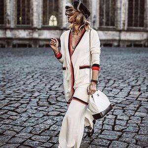 Chanel gabrielle backpack ไอเท็ม best seller กับรุ่นสุดปังในรูปแบบกระเป๋าเป้ ดีไซน์หรูคลาสสิค สายสะพายในตัวรูดปากกระเป๋าเก็บทรงได้ หรือจะรูดด้านหน้ายาวสุด