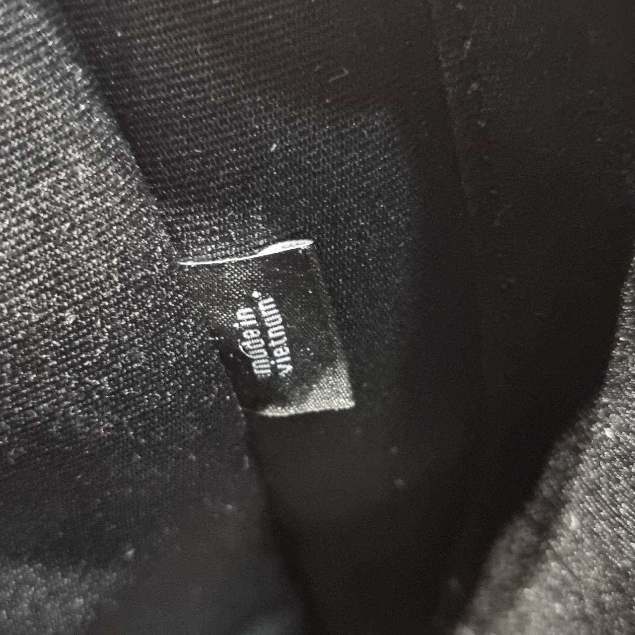 COACH CU202 LEAGUE MESSENGER BAG IN SIGNATURE CANVAS กระเป๋าสะพายทรง messenger สุดฮอต ที่ดีไซน์รูปแบบให้สปอร์ตขึ้น และหรูขึ้น แต่ยังคงคลาสสิค ขนาดใบใหญ่กำลังดี