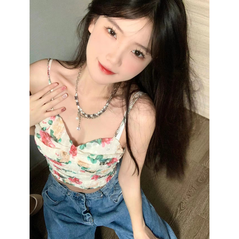 พร้อมส่ง 💒🏄🏻♀️ Noochy dress เสื้อสายเดี่ยวพิมพ์ลายดอกน่ารักมาก (IN37129)